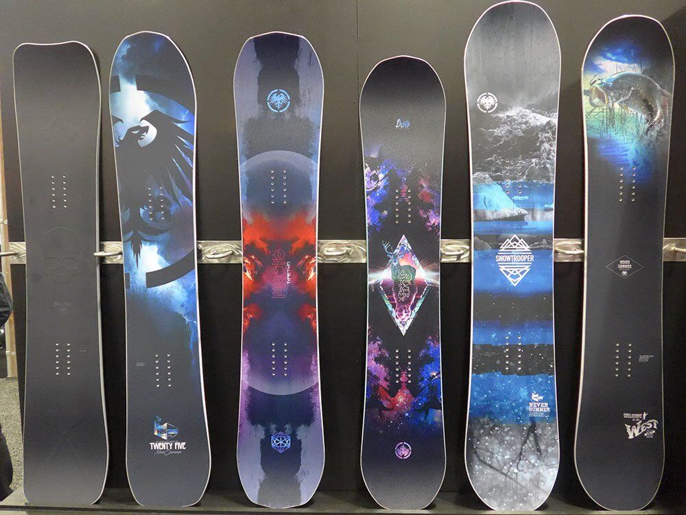 2017 Never Summer Snowboards