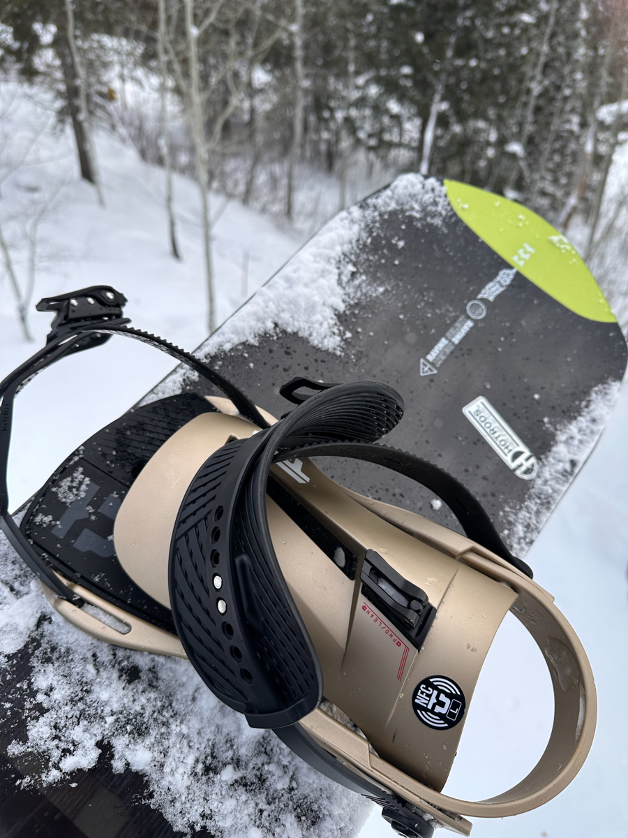 Close up of Union Atlas binding highback and straps on a snowboard in Jackson Hole