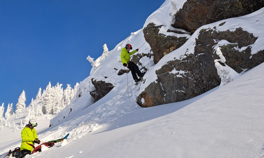 Top Crampons For Splitboarding & Snowboarding Using Crampons with Splitboard Boots