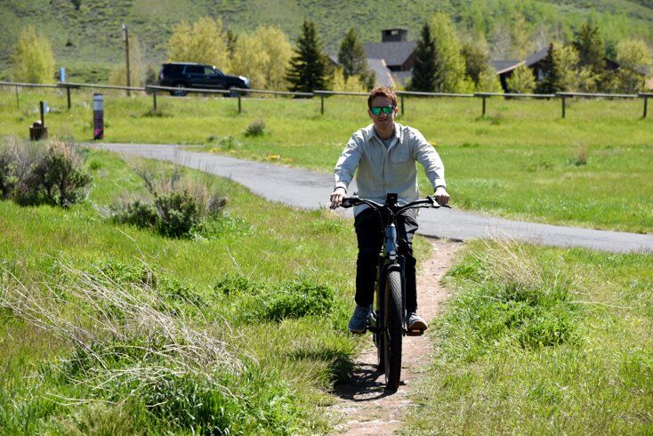 Velotric Discover 1 electric bike review: Accessibly built, attractively  priced