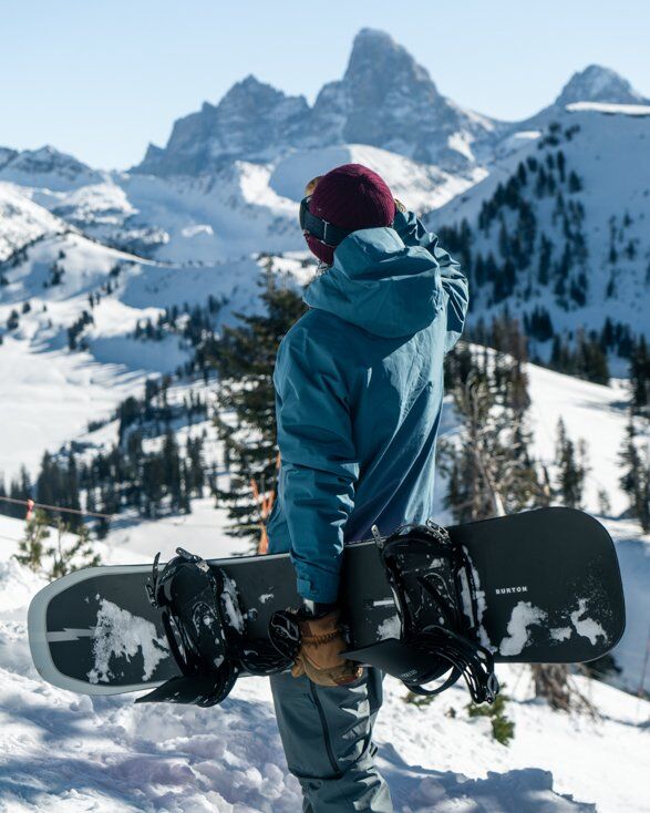 Buddy of mine's board was stolen today at Mount Snow. It's the center board  in the picture, Burton Hero 155 with Burton custom bindings. If anyone sees  it message me! Thanks! 