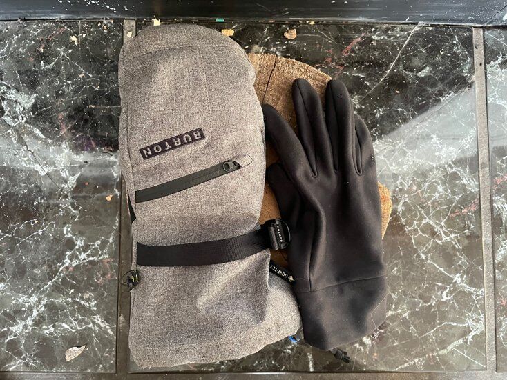 Flylow Oven Mitts Review - Mountain Weekly News