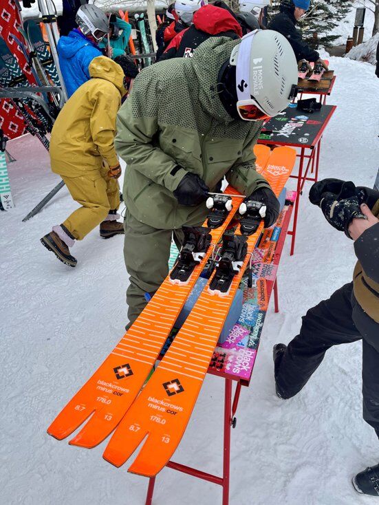 Unique Ski Tail