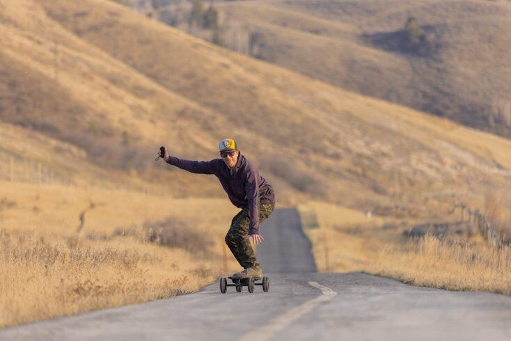 E-Skateboard Going Uphill