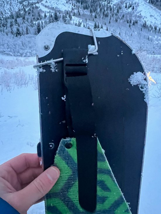 Tail clip before tension is set