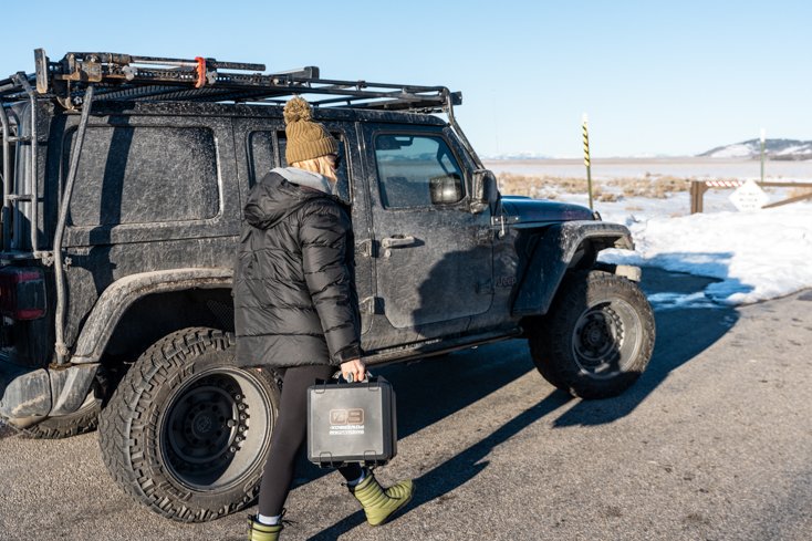 Women with Powerbox for Charging Jeep