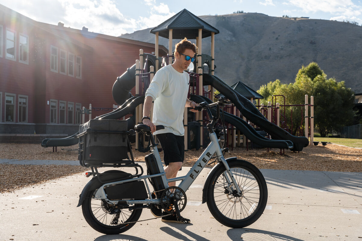 Flyer Flex E-Bike How to Get on and Off