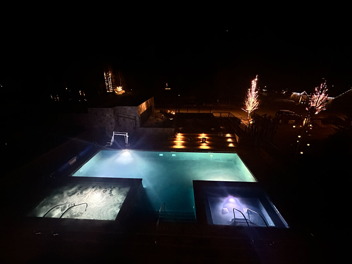 Limelight Ketchum Jacuzzi and Pool