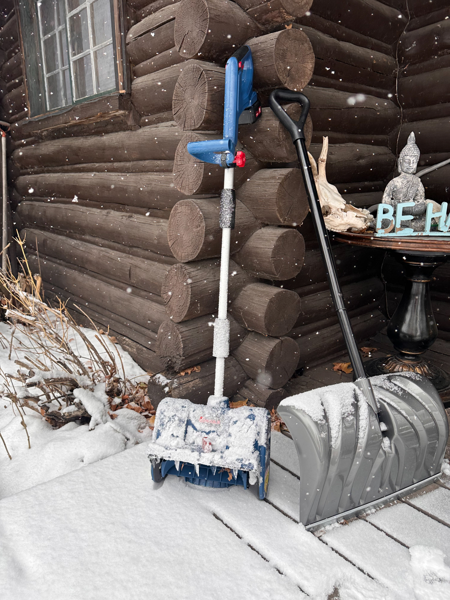 Cordless Snow Shovel vs Traditional Shovel