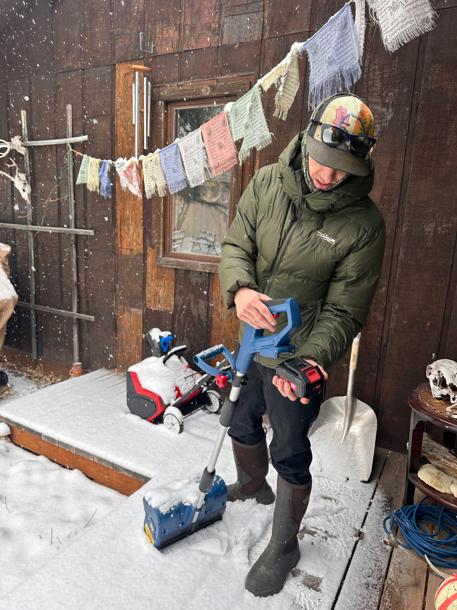 Battery Powered Snow Shovel