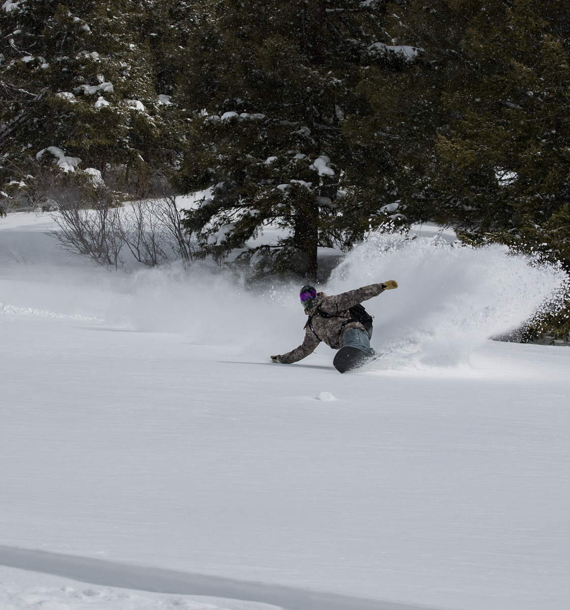 Mike Hardaker Snowboard Turn