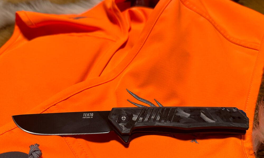 TEKTO Alpha Knife Review TEKTO Hunting Knife Against Safety Orange