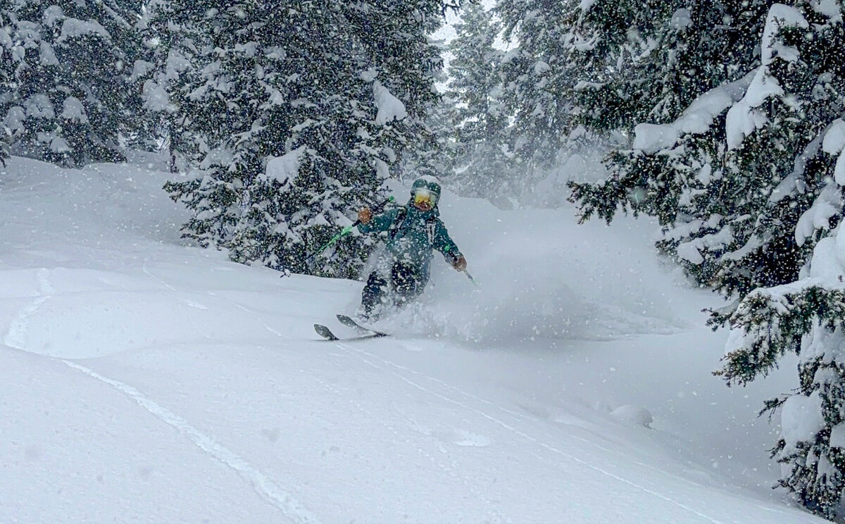 Women Skiing Jackson Hole
