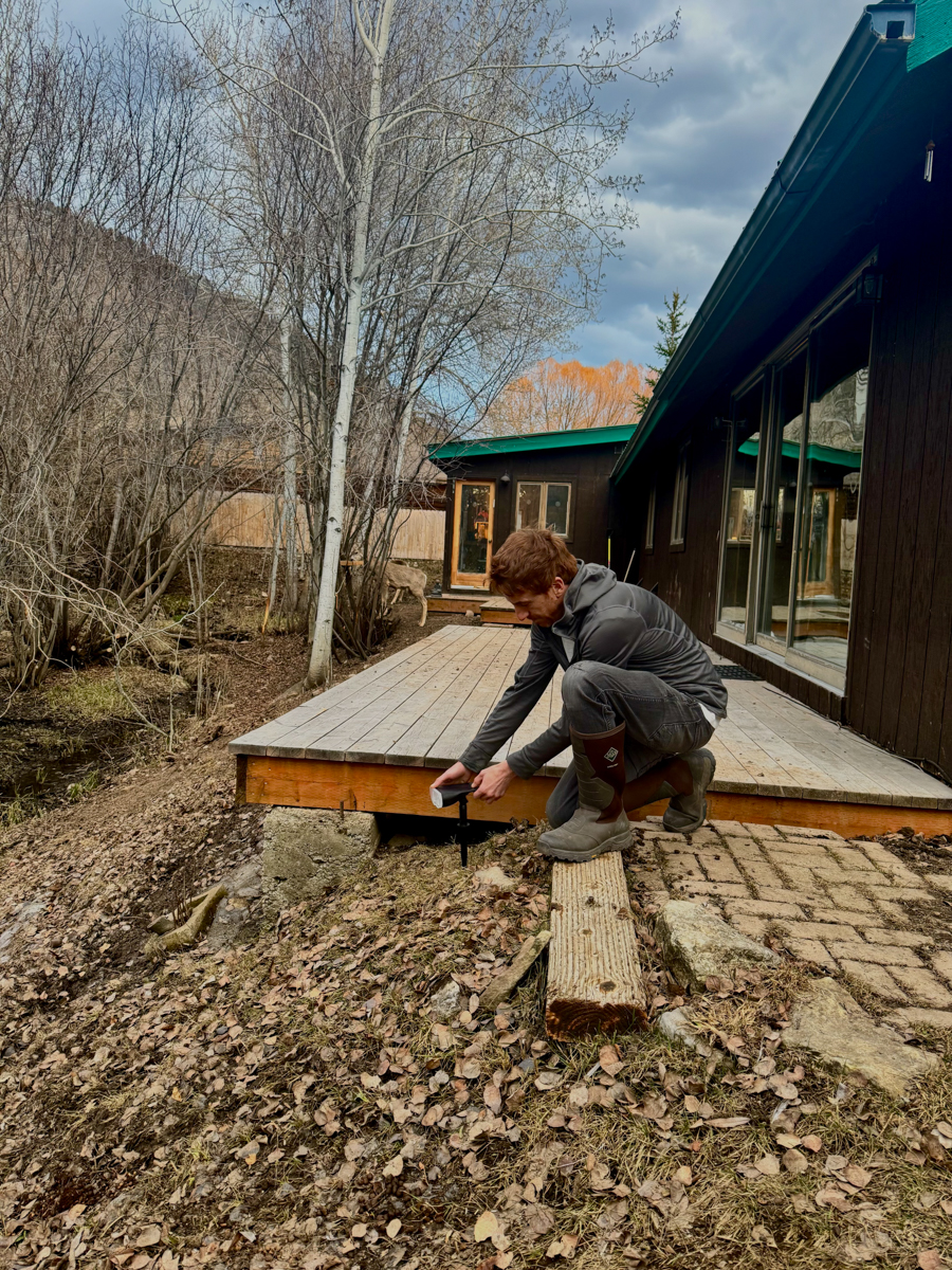 Mountain Weekly News Founder Testing Lights