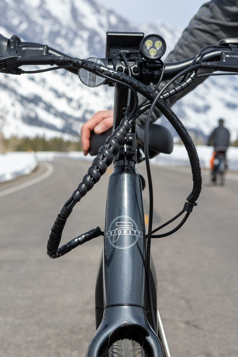 Clean E-Bike Design vs Road Bike