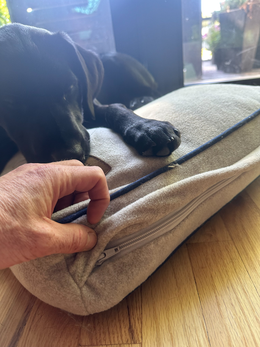 Zippered Dog Bed