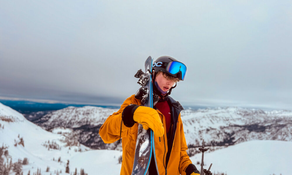 Hiking with POC Vitreas