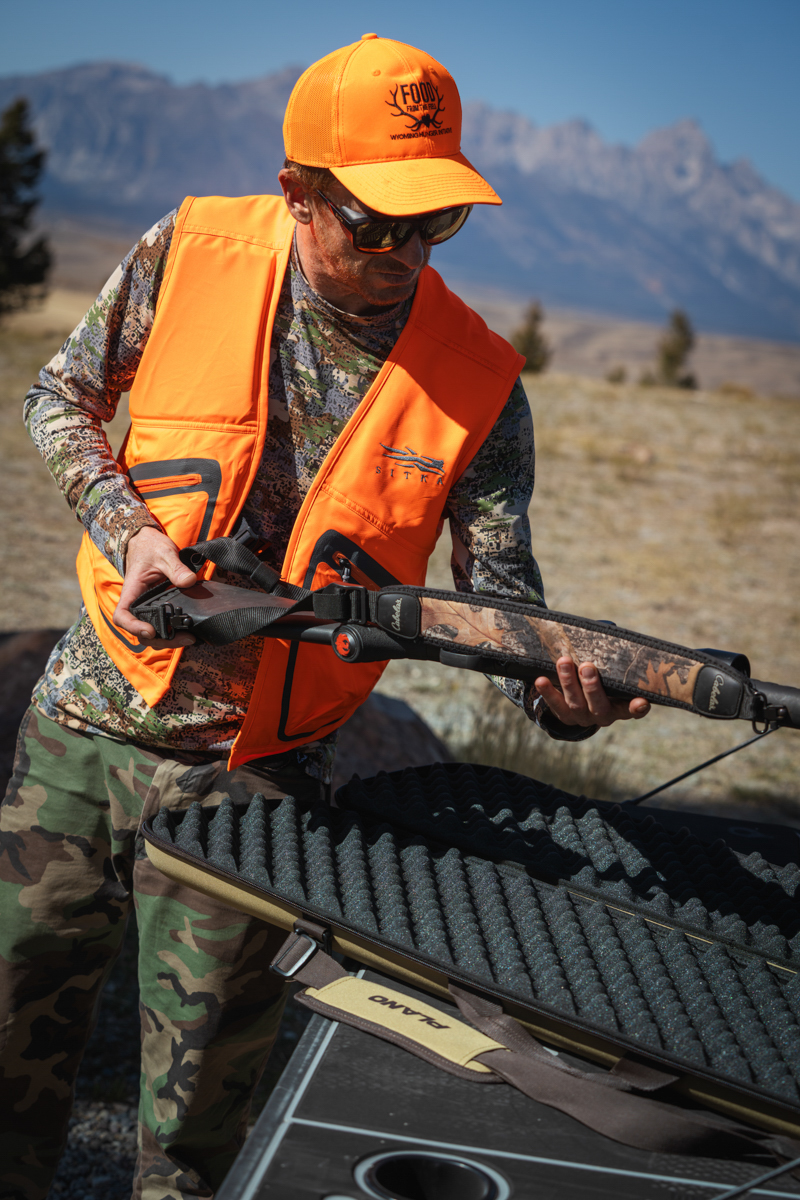 Hunter Loading Rifle in Bacck of the Truck