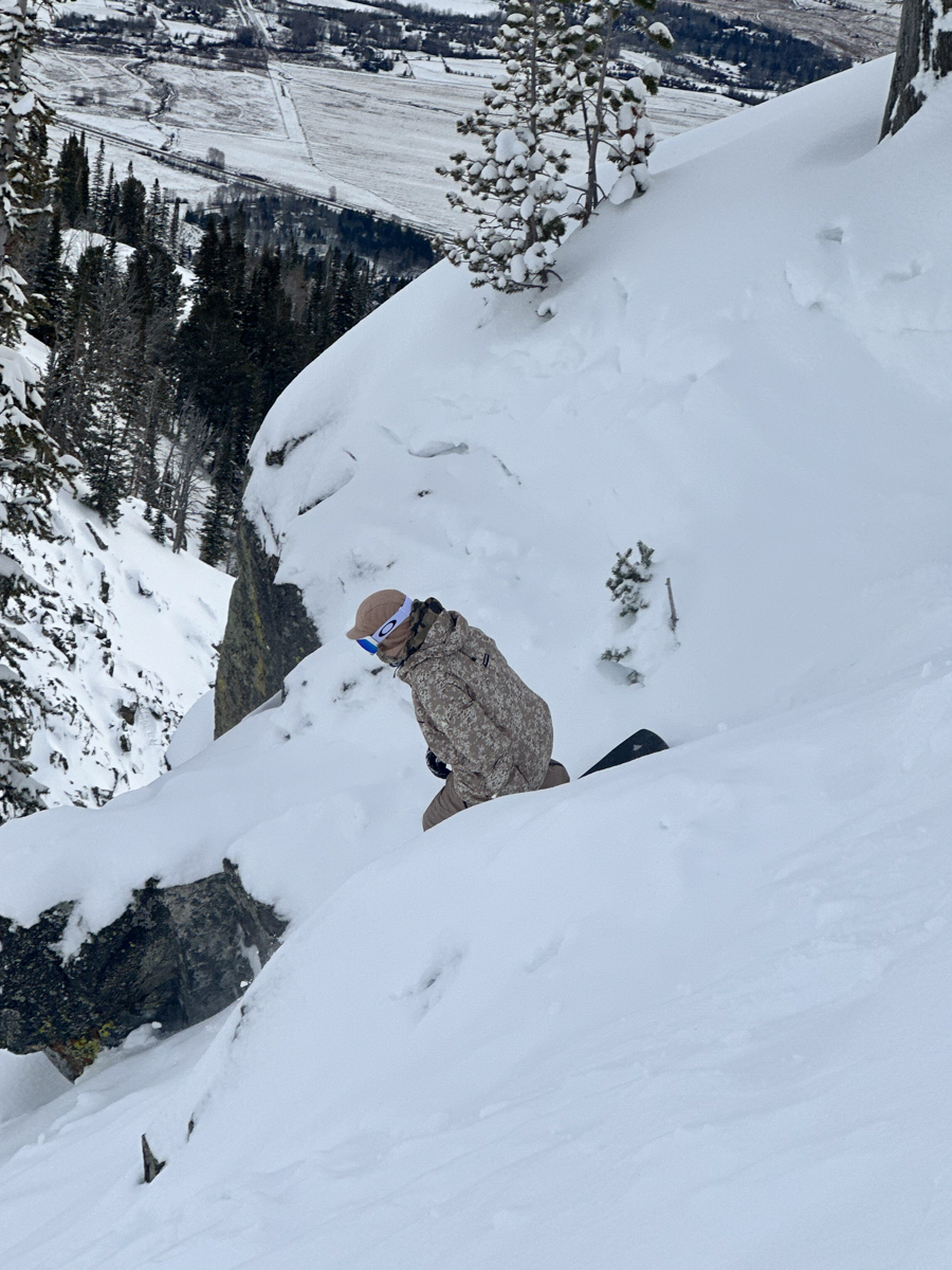 Snowboarder