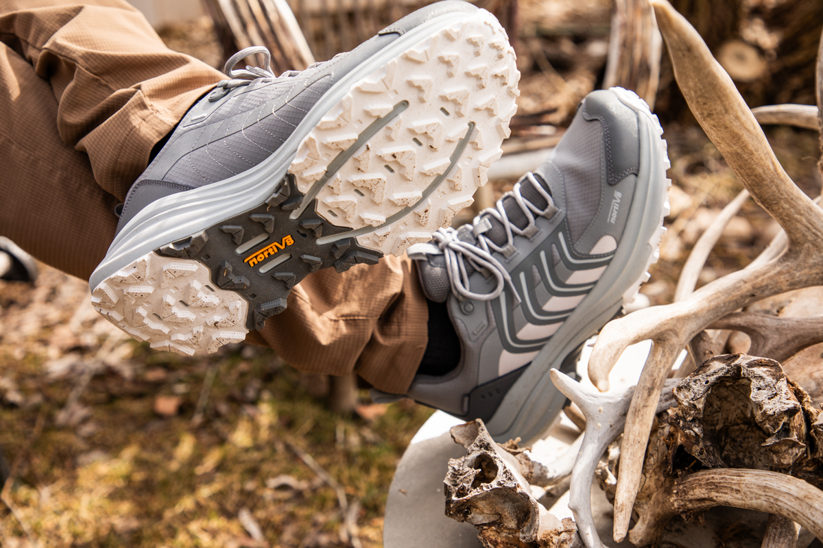 Mens Mountain Shoe