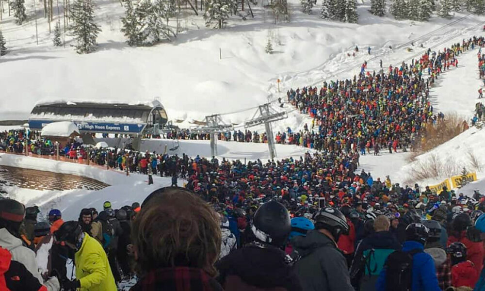 Vail Lift Crowds