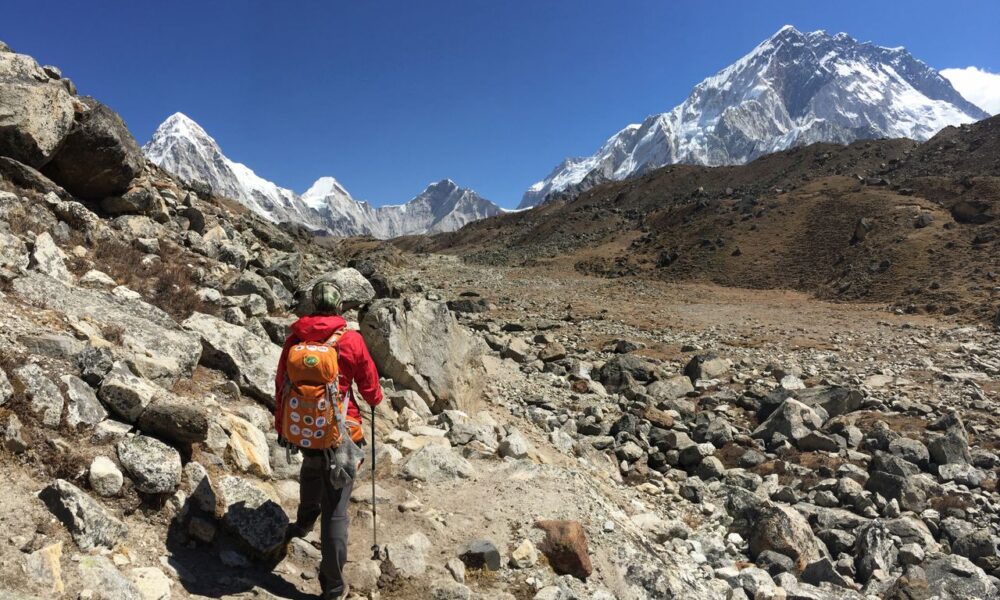 In route Hiking to Everest Base Camp